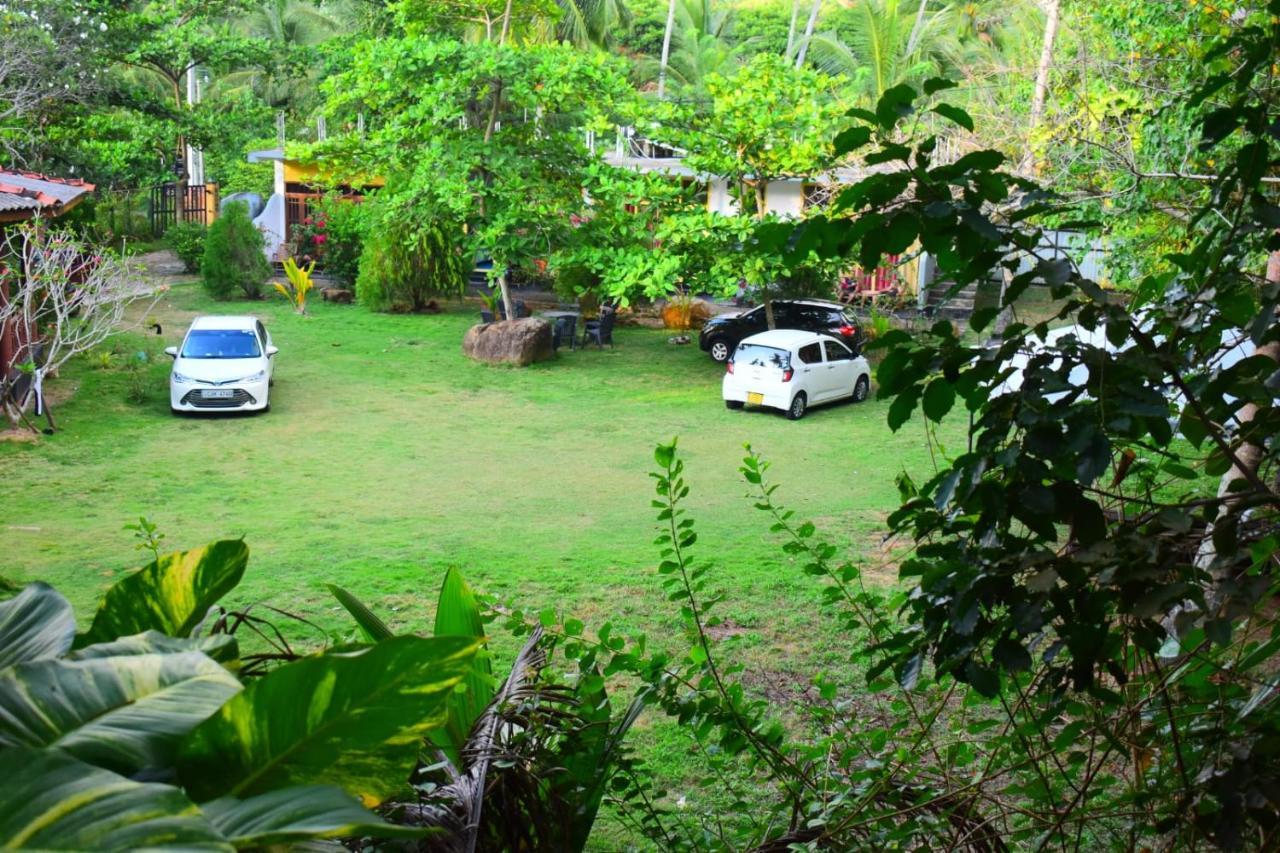 Secret Hill Resort Unawatuna Exterior photo